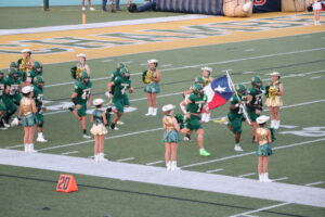 East Chambers Buccaneers Take Down the Hardin-Jefferson Hawks 21-19